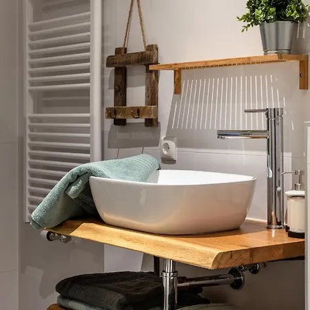 Hotel Boutique Binnen 4*